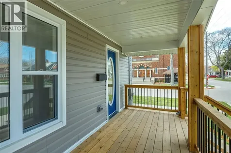 401 Devine Street Sarnia ON N7T 1V6