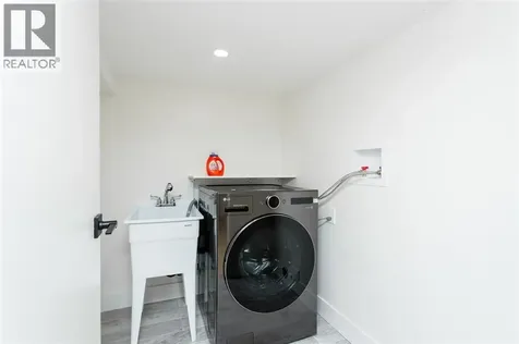 401 Devine Street Sarnia ON N7T 1V6