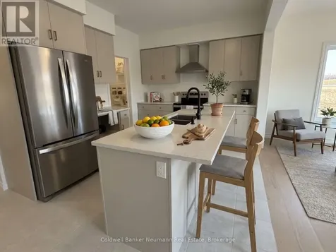 537 Anton Crescent Kitchener ON N2R 0T8