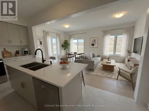 537 Anton Crescent Kitchener ON N2R 0T8
