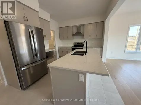 537 Anton Crescent Kitchener ON N2R 0T8