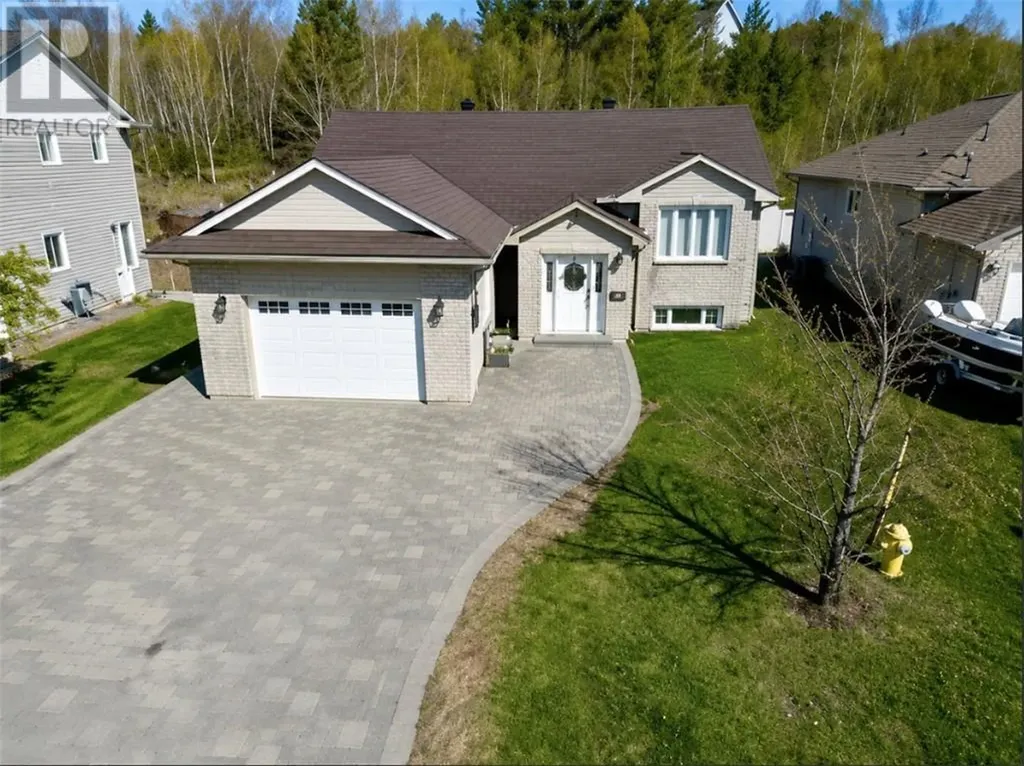 271 Second Avenue Greater Sudbury ON P3B 4H3
