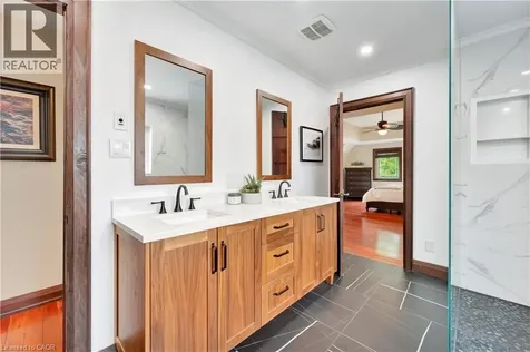 11 Maple Hill Drive Kitchener ON N2M 2R7