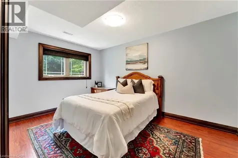 11 Maple Hill Drive Kitchener ON N2M 2R7
