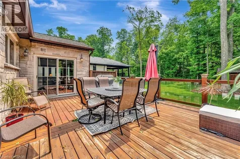 11 Maple Hill Drive Kitchener ON N2M 2R7