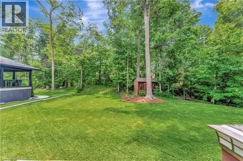 11 Maple Hill Drive Kitchener ON N2M 2R7