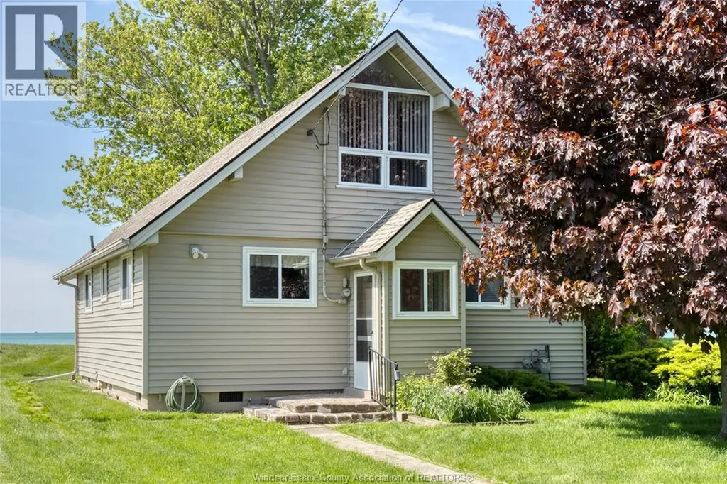 377 Lakewood Drive Amherstburg ON N9V 2Y8