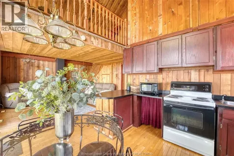 377 Lakewood Drive Amherstburg ON N9V 2Y8