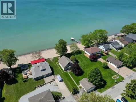 377 Lakewood Drive Amherstburg ON N9V 2Y8