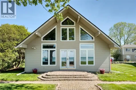 377 Lakewood Drive Amherstburg ON N9V 2Y8