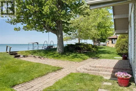 377 Lakewood Drive Amherstburg ON N9V 2Y8