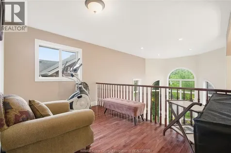 769 Massimo Crescent Windsor ON N9G 3C7