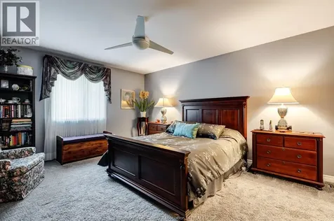 1239 Radcliff Windsor ON N8P 1P2