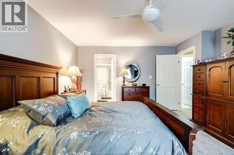 1239 Radcliff Windsor ON N8P 1P2