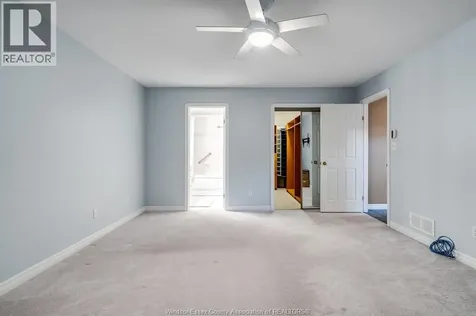 1239 Radcliff Windsor ON N8P 1P2