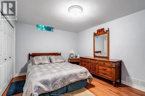 1239 Radcliff Windsor ON N8P 1P2