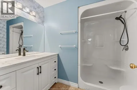 2035 Morningstar Avenue Windsor ON N8P 1W5