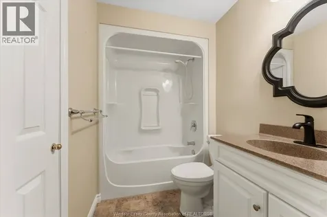 2035 Morningstar Avenue Windsor ON N8P 1W5