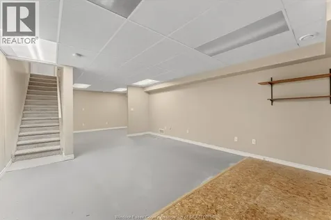 2035 Morningstar Avenue Windsor ON N8P 1W5