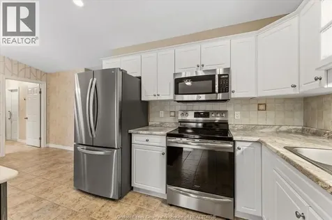 2035 Morningstar Avenue Windsor ON N8P 1W5