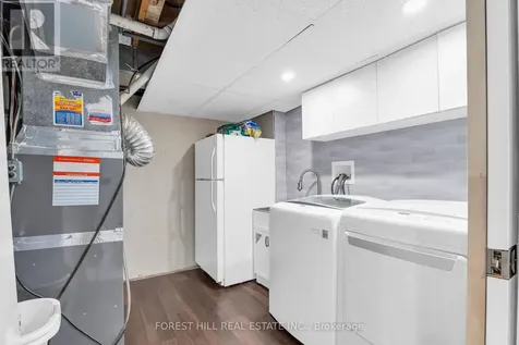 52 Mcmurchy Avenue South Brampton (downtown Brampton) ON L6Y 1Y4