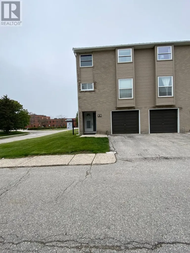 6 Philip Place Kincardine ON N2Z 2E6