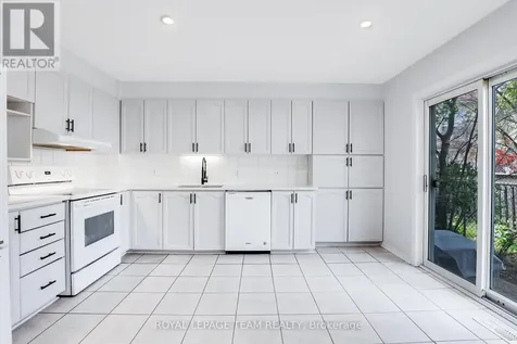 4 Windhurst Drive Ottawa ON K2G 6G7