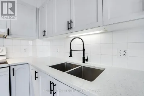 4 Windhurst Drive Ottawa ON K2G 6G7