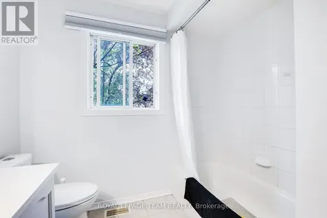 4 Windhurst Drive Ottawa ON K2G 6G7