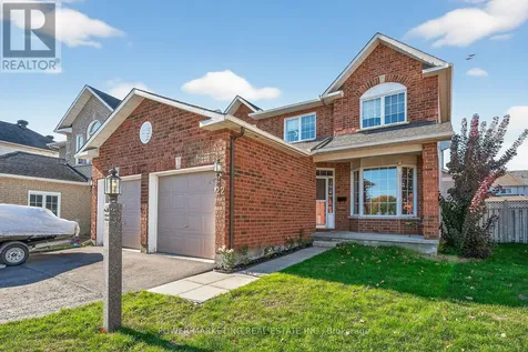 22 New Deighton Crescent Ottawa ON K2G 6H6
