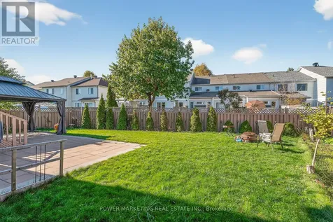 22 New Deighton Crescent Ottawa ON K2G 6H6