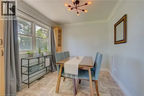 17 Daniel Avenue Kitchener ON N2K 1E8