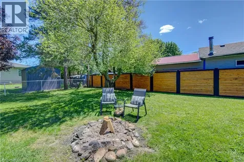 17 Daniel Avenue Kitchener ON N2K 1E8