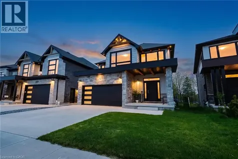 581 Doonwoods Crescent Kitchener ON N2P 0E5