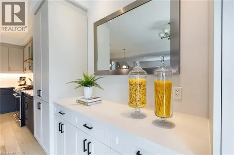 581 Doonwoods Crescent Kitchener ON N2P 0E5