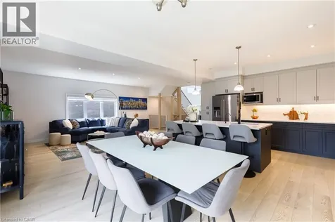 581 Doonwoods Crescent Kitchener ON N2P 0E5