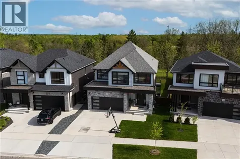 581 Doonwoods Crescent Kitchener ON N2P 0E5