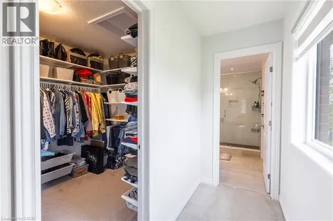 581 Doonwoods Crescent Kitchener ON N2P 0E5
