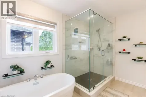 581 Doonwoods Crescent Kitchener ON N2P 0E5