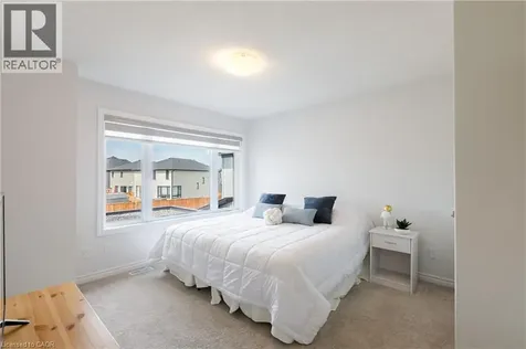 581 Doonwoods Crescent Kitchener ON N2P 0E5