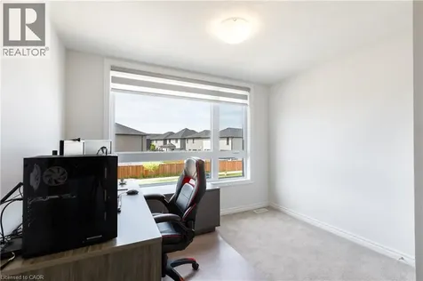 581 Doonwoods Crescent Kitchener ON N2P 0E5