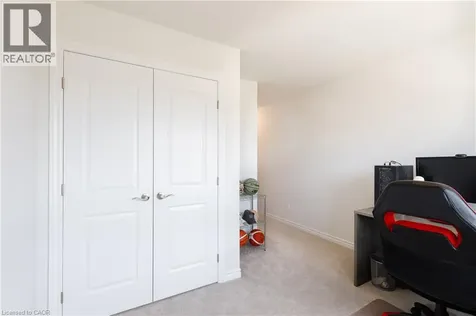581 Doonwoods Crescent Kitchener ON N2P 0E5