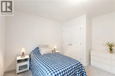 581 Doonwoods Crescent Kitchener ON N2P 0E5