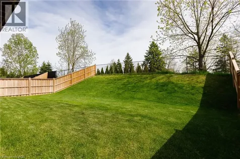 581 Doonwoods Crescent Kitchener ON N2P 0E5