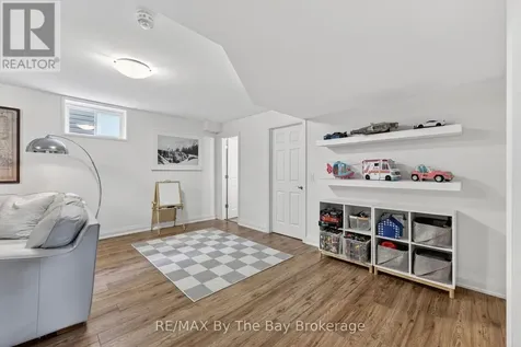 17 Elizabeth Avenue Tiny ON L0L 1P1