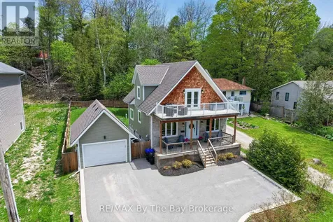 17 Elizabeth Avenue Tiny ON L0L 1P1