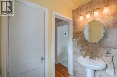 110 Arthur Street Brantford ON N3S 3J4