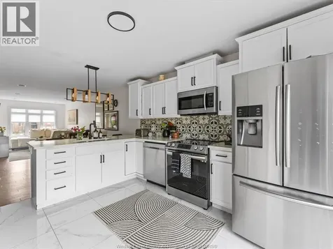 210 Adams Avenue Amherstburg ON N9V 0B2