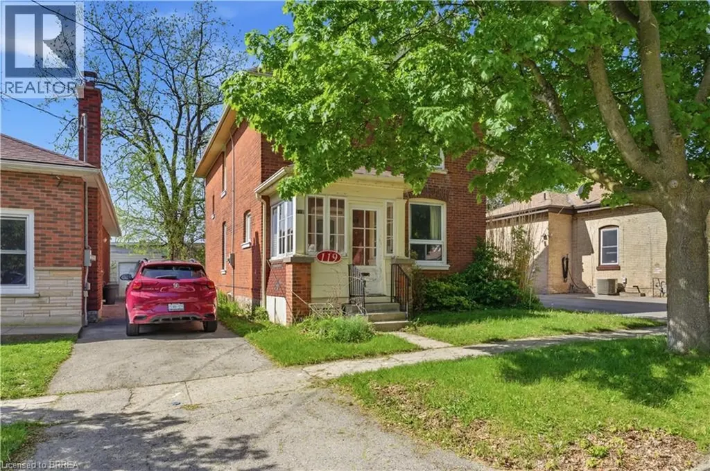 119 East Avenue Brantford ON N3S 3M1