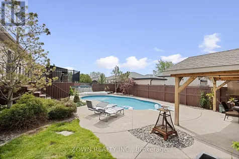 1433 Girard Drive Lakeshore ON N8L 0R3